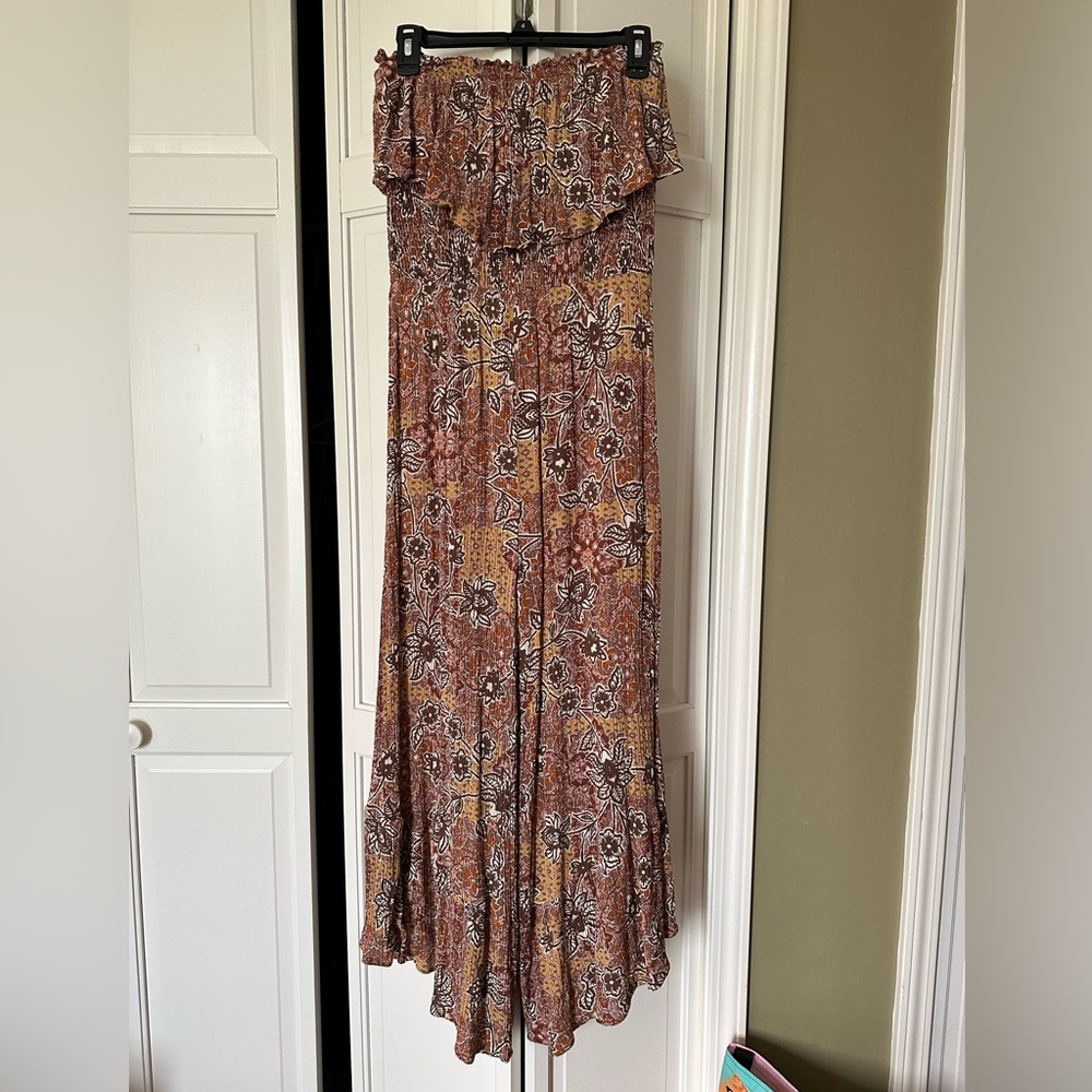 Illa Illa strapless jumpsuit, size Medium, paisley design
